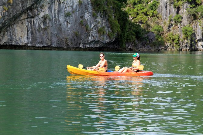 Lan Ha bay 3D2N Boutique boat: Kayaking, cycling, villages, beaches, caves - Food on board: what’s included, and why it’s part of the value