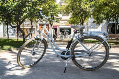 Malaga Bike Rental - Price and value: what $19.22 buys you (and what you’ll still need)