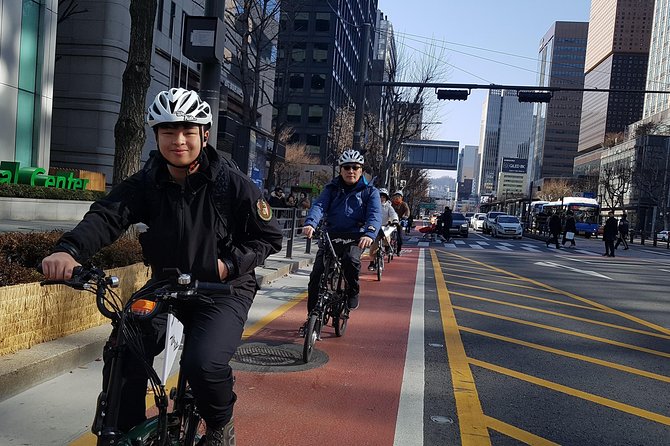 Market Food Tour & Evening E-bike Ride in Seoul - A protected, sunset-friendly way to see Seoul’s must-sees