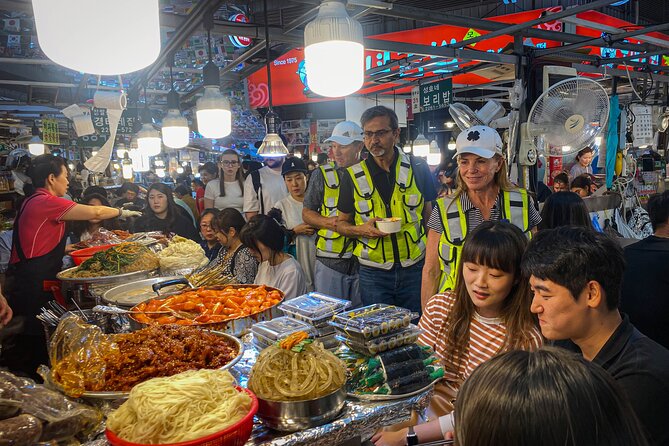 Market Food Tour & Evening E-bike Ride in Seoul - Before you roll: meeting point, early arrival, and what to bring