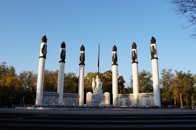 Mexico City: 19 City Highlights Bicycle Tour - Why this bike tour is such a smart first-day move
