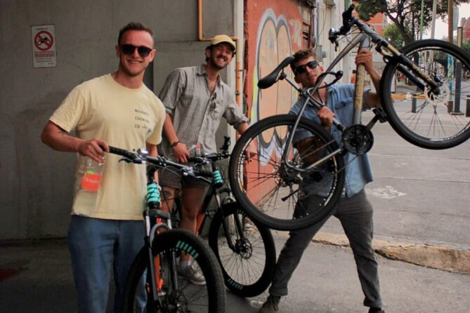 Mexico City Bike Rental - Angel of Independence Area - Getting the right documents and deposit setup