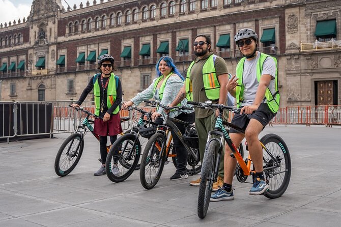 Mexico City Bike Rental - Angel of Independence Area - Timing, weather, and how long you can ride