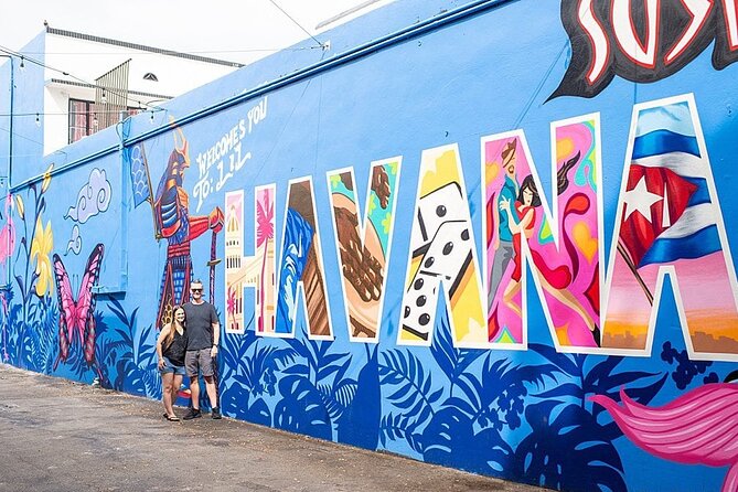 Miami City and Boat Tour Little Havana Included Plus FREE Bike Rental in SoBe - Calle Ocho in Little Havana: the Cuban heart of Miami