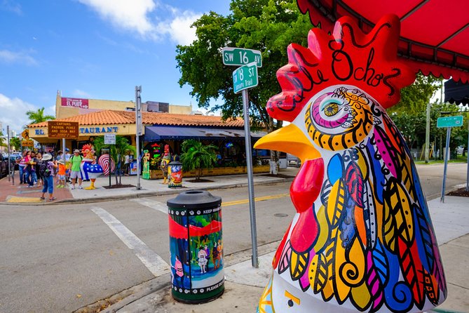 Miami City and Boat Tour Little Havana Included Plus FREE Bike Rental in SoBe - Ocean Drive and Lincoln Road: short stops that set the scene