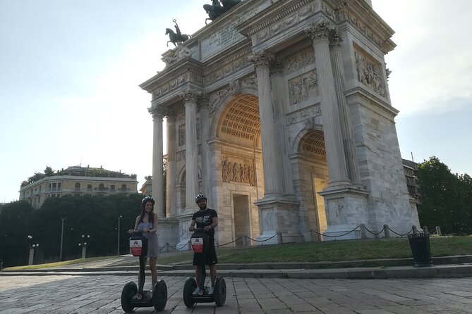Milan: Electric Bicycle Tour Tourist Guide Live - 3 hours & half - Gliding Milan fast: what this 3.5-hour electric ride delivers