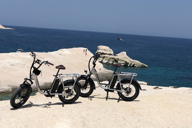 Milos Island e-Bike Ride - Meeting in Adamas: start easy, then get rolling