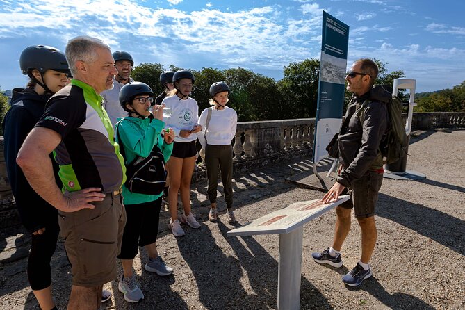 Nature electric bike ride from Paris to Versailles - Stop 2: La Seine Musicale on Seguin Island