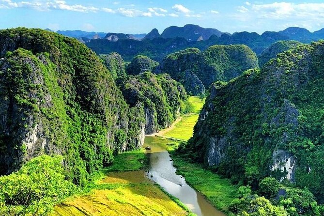 Ninh Binh 1 day trip with Hoa Lu- Tam Coc boat & Cycling village - Tam Coc boat time: three grottos with hands-on rowers