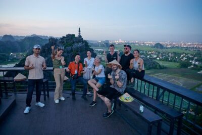 Ninh Binh Day Trip: Hoa Lu-Trang An/Tam Coc-Mua Cave-Cycling-Boat - Hoa Lu by bicycle: Dinh King and Le King temples without museum vibes