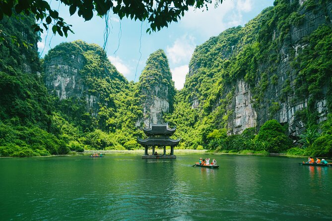Ninh Binh Day Trip: Hoa Lu-Trang An/Tam Coc-Mua Cave-Cycling-Boat - Guides make or break it: names I’ve seen and what to look for