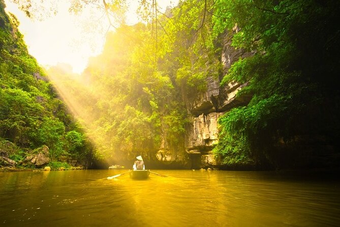 Ninh Binh Full-Day Tour Hoa Lu Tam Coc Cycling, Boat,Buffet Lunch - Hoa Lu Temples: stepping into Vietnam’s first capital
