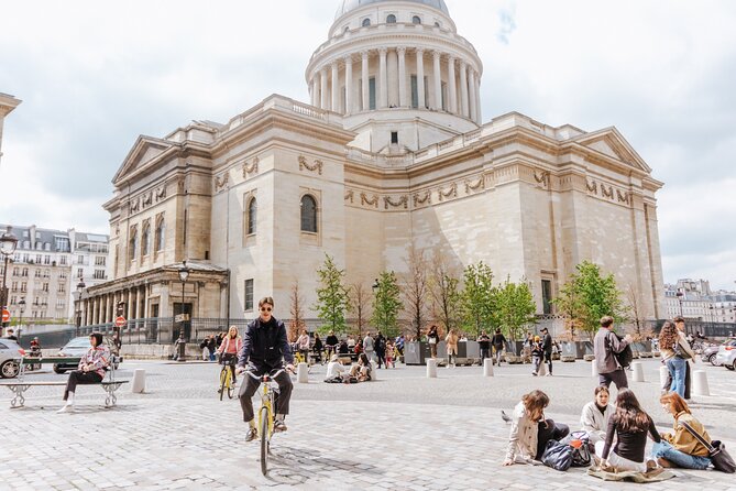 Paris day Bike Rental - Making the Seine Work for You Without Stress