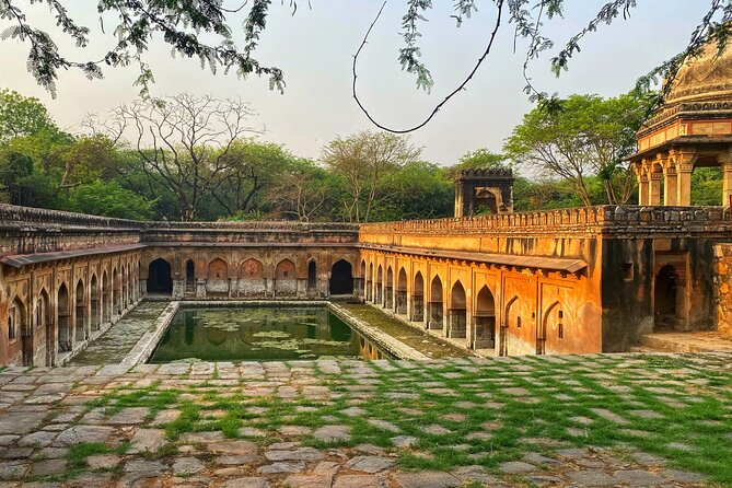 Premium Hidden Jewels of Delhi Cycling Tour - The First Chapter of Delhi - How the tour starts: Qutub Minar at 6:30 a.m.