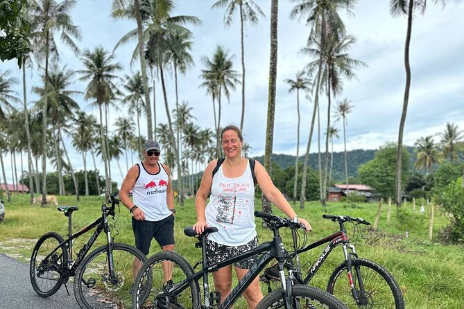 Private Half Day Cycling Tour in Langkawi - The local market and food culture angle (how it fits the ride)