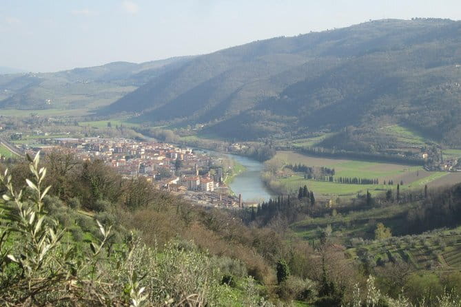 Private Tuscany Cycling Tour from Florence - A private guide builds your route through hills and vineyards