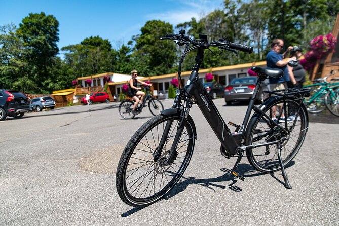 Quebec City - Electric Bike Rental on Ile d'Orléans - A 4-hour self-guided loop: what your ride can feel like