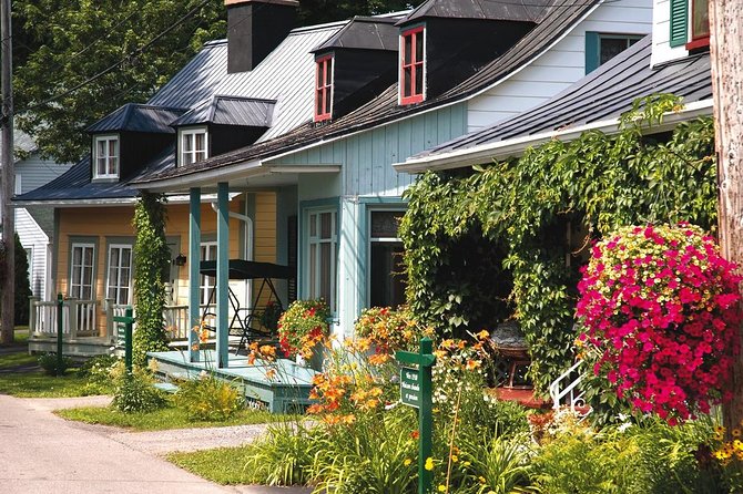 Quebec City - Regular Bike Rental on Ile d'Orléans - Best times to ride: beat the crowd while the island is calm