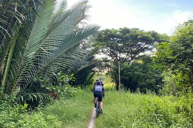 Saigon Countryside Cycling Adventure - First pedal: Saigon to the countryside, with a sane start time