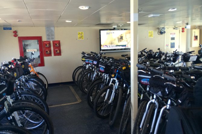 San Francisco Bike Rental For the Golden Gate Bridge - Pedal into Sausalito: the mostly-downhill reward