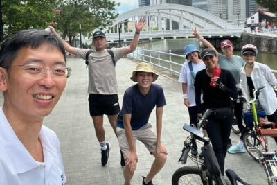 Singapore Cycling Tour - Rail Corridor, Civic District, & Food! - Food and coffee: the included break that keeps the tour human