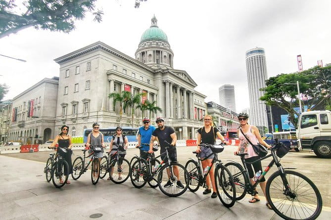 Singapore Private Night Cycling with Dinner - Bikes, route style, and who should book