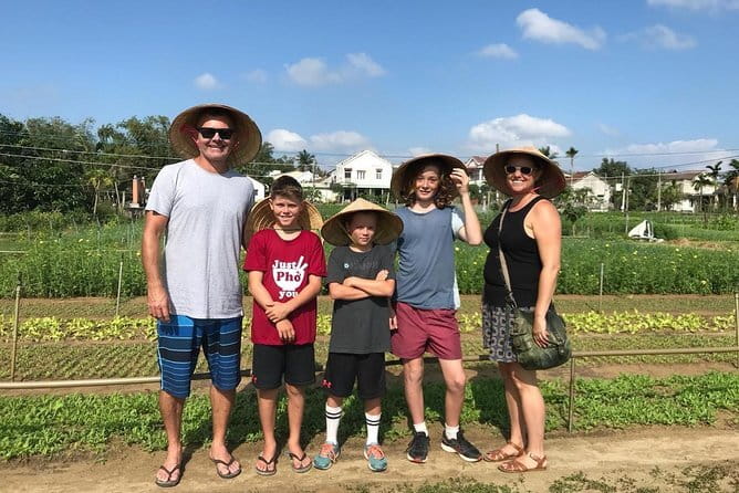 Small Group Bicycle Tour with Farming and Fishing Experience - Biking to Cam Thanh: rice paddies, fish-and-shrimp farms, and village rhythm