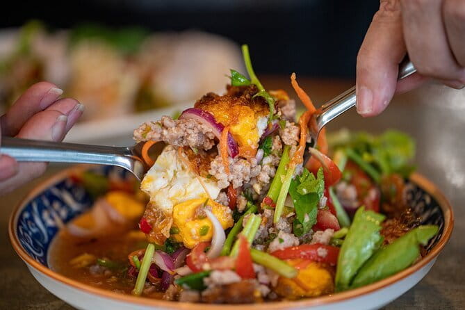 Southern Hua Hin Bicycle Tour - The lunch payoff: traditional Thai food after the ride
