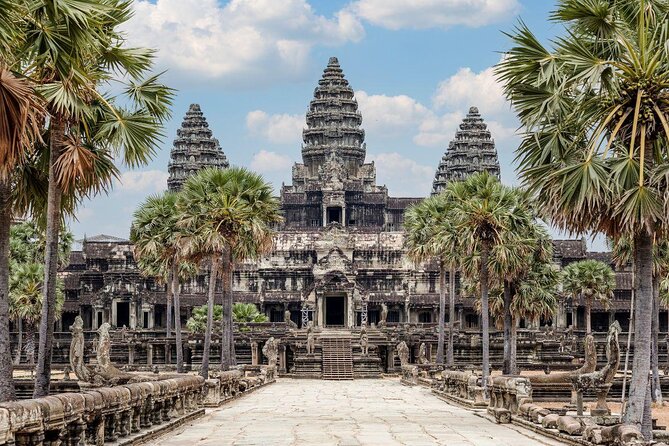 Sunset or sunrise bicycle tour around Angkor Wat and nearby temples - Key things I’d pay attention to
