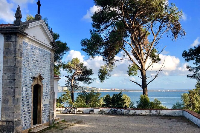 Tagus River Heritage and Traditional Lunch Bicycle Tour - Padrao dos Descobrimentos: Salazar’s Monument to the Discoverers