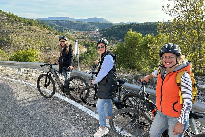 Tour Electric Bike Ride Through the Krka National Park - The guide role: route tweaks, patience, and practical photo help