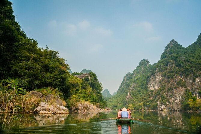 Trang An and Bich Dong Luxury Small Group Tour with Cycling - Trang An Grottoes on a Local Sampan: Caves, Sao Khe River, and King Kong Views