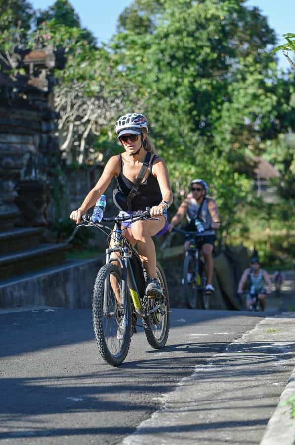 Ubud: Cycling Tour Local Villages, Temple, and Rice Field - Cantik Agriculture breakfast start and the Mount Batur backdrop