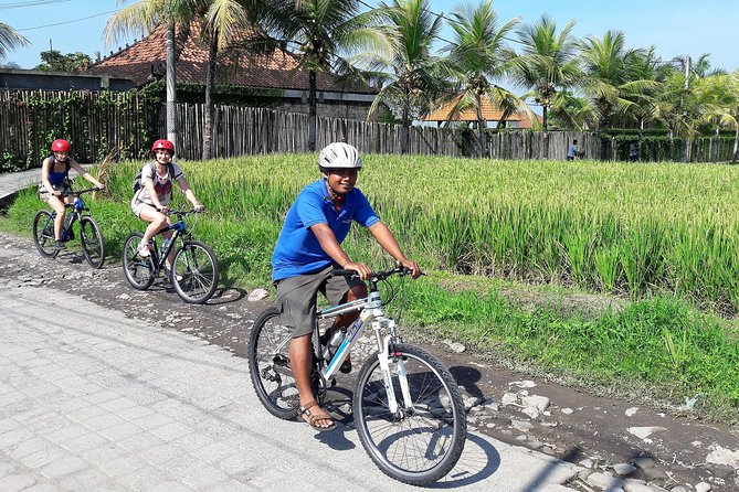 Ubud Eco Culture Cycling Exploration - Meeting point and start time: Peliatan Soccer Field at 9:00 a.m.