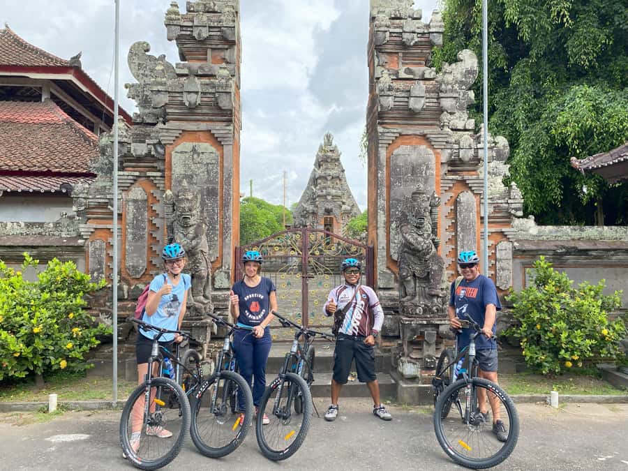 Ubud: Kintamani Downhill Cycling with small group & Private - Rice Fields And Temple Moments Along The Way