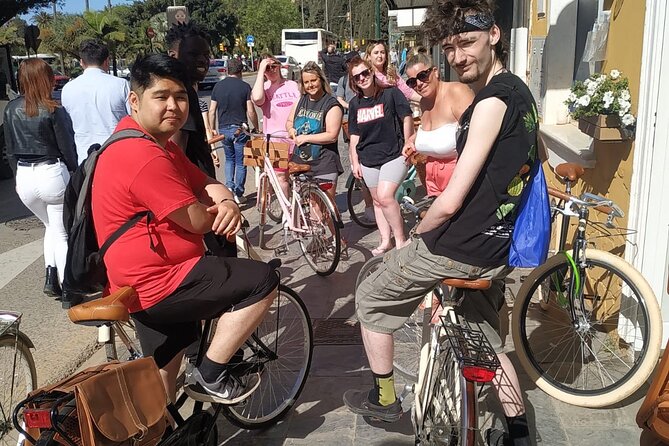Vintage Style Bike Rental in Malaga - Opening hours give you options for your day