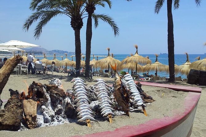 Vintage Style Bike Rental in Malaga - Mobile ticket and private timing: keep it simple