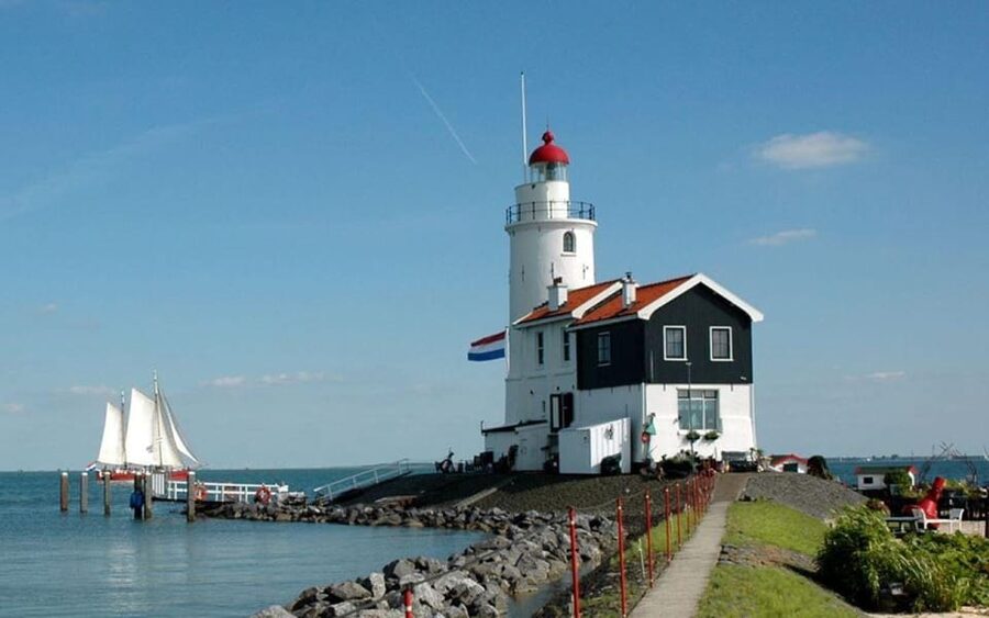 Volendam: E-Bike Rental including Highlights-Routes - Key points at a glance