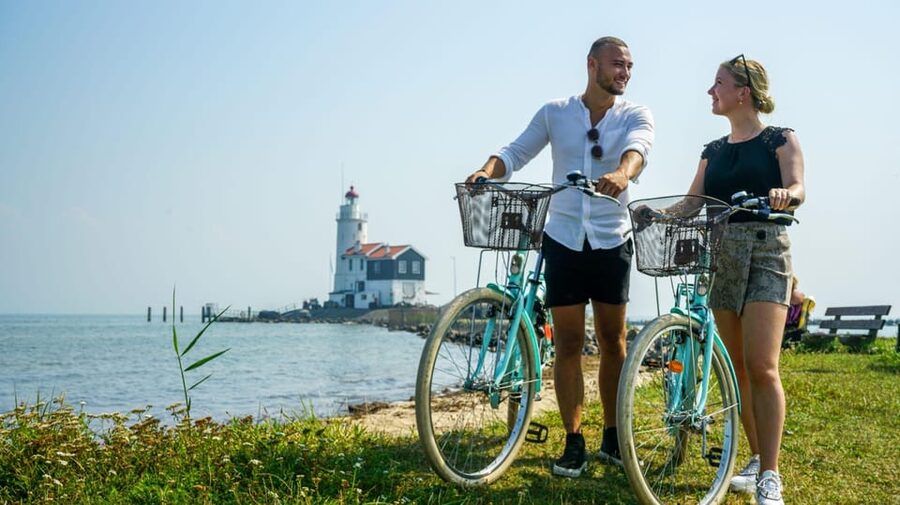Volendam: E-Bike Rental including Highlights-Routes - How the self-guided routes work (and why you’ll use the QR)