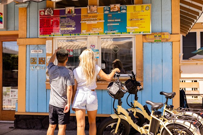 Waikiki and Diamond Head Electric Bike Rental - Riding setup: helmets, locks, maps, and “easy mode” power