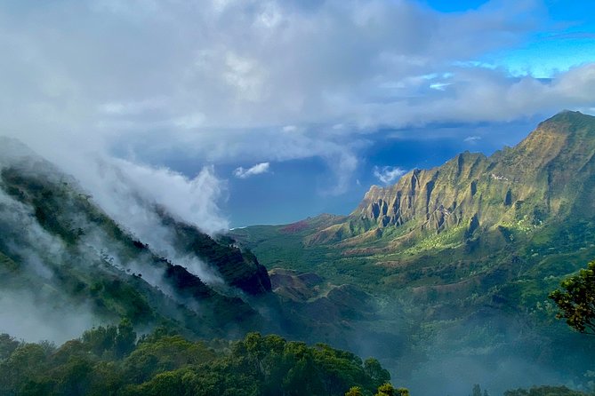 Waimea Canyon Downhill Bike Ride - The Downhill Bike Portion: 11.7 Miles of Public-Road Thrill