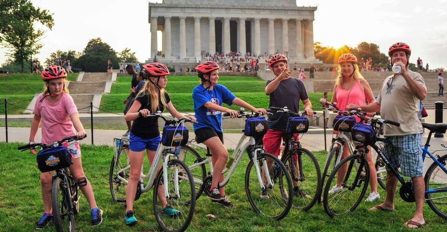 Washington DC Bike Rental - What You Get for $21: Helmet, Lock, and a Real DC-Day Setup