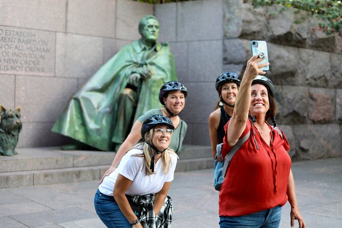 Washington DC Sites at Night Guided Bicycle Tour - Why This Night Bike Tour Works in Washington, DC