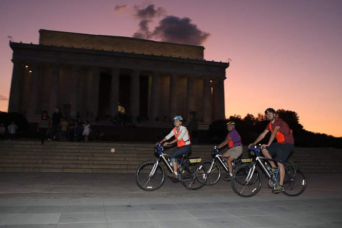 Washington DC Sites at Night Guided Bicycle Tour - Who Should Book This (and Who Might Want to Skip It)