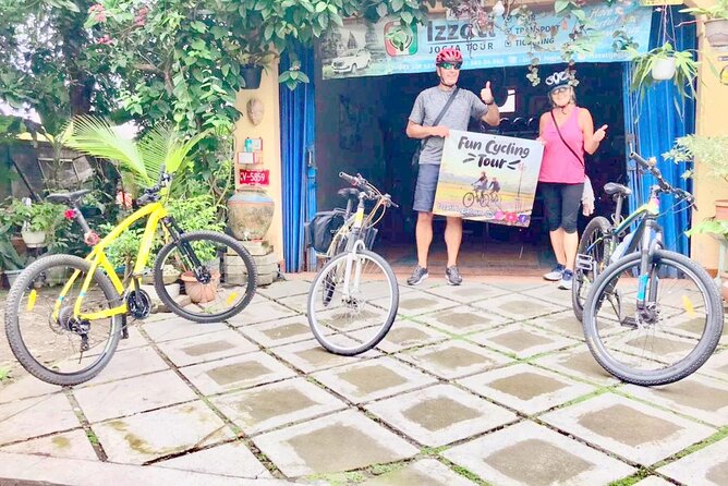 Yogyakarta Cycling Tour Around the Villages and Fish Farm - Stop 3: Sendang Sombomerti fish farm, fish therapy, and lunch